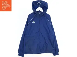 Blå Adidas vindjakke med hætte fra Adidas (str. 152)
