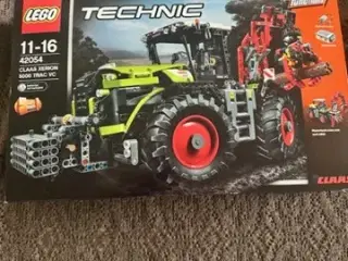 LEGO 42054 – CLAAS XERION 5000 TRAC VC – Ny 