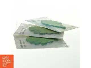 Klæbe-memoer i egebladsform fra Tiger (str. 8 cm)