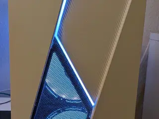 Gamer computer: Allied Gaming Stinger-A brugt lidt