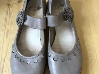 Ballerinassko, str. 42, Rieker