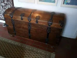 Egetræskiste