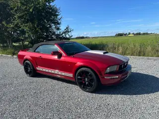 Ford mustang  4.0 cabriolet 