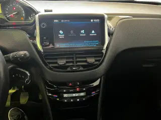 Peugeot 208 1,6 BlueHDi 100 Desire Sky
