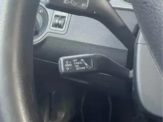 Vw passat sort 