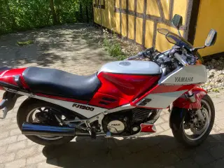 Yamaha FJ 1200