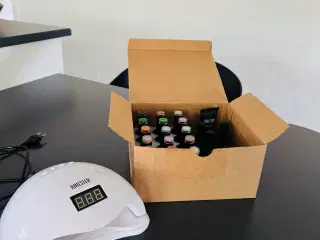 Nailster UV lampe og produkter