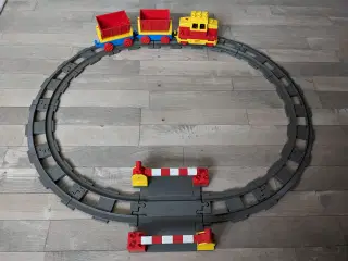 Lego togsæt køre på batteri med skinner kan køre f