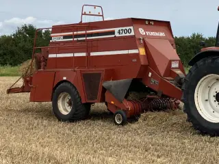 Hesston 4700 minibig