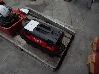 Støvsuger MILWAUKEE M18 VC-2 (ubrugt)