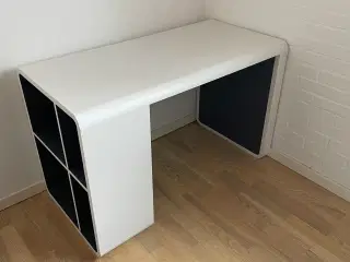 Skrivebord 