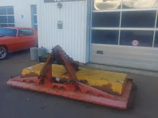 Brakpudser græsslåmaskine til traktor 