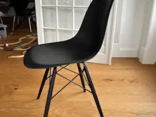 Eames spisebordstol 6 stk