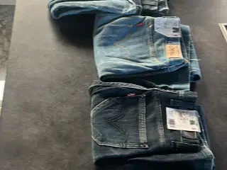Levis bukser til piger nye fra 90’erne