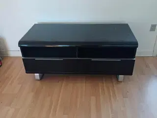 Tv bord bortgives