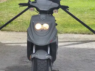 Scooter Motocr 4 takter  årgang 2023 