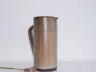 Keramik hankevase (1942-1985) af Irma Yourstone
