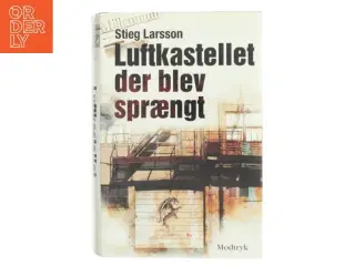 Luftkastelletderblevsprngt Stir up a Hornets&#39; Nest of Girl. Shi Dige Larsen. the Danish Original. Hardcover](chinese Edition) (Bog)