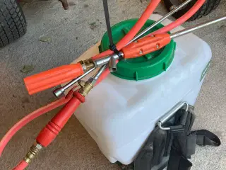 Motor ryg sprøjte