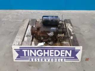 Dronningborg D9000 Hydrostatpumpe 45163000