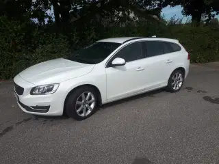 Sælges Volvo V60 D5 225Hk 480Nm