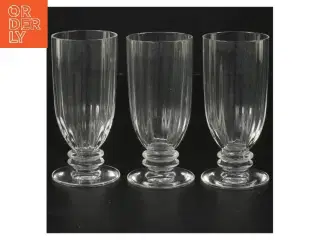 3 fede glas med base (str. 3 styk, 10 cm)