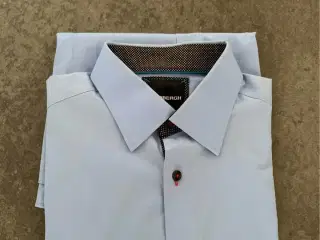 Lindbergh skjorte Str. 41/42