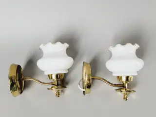 ⭐️· Vintage væglamper i messing og opalglas 2 stk.