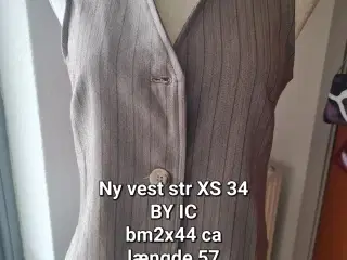 Ny vest str XS 34 fra Bi IC