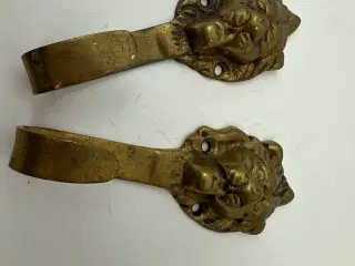 2 stk. vintage knager i messing, løvehoveder 