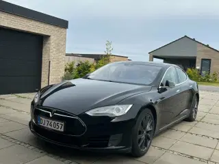 Tesla Model S  85 7prs