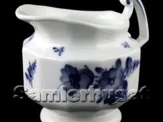 Blå Blomst Kantet Flødekande 9½ cm.