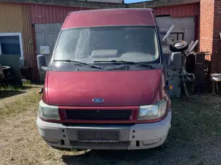 Busser sælges