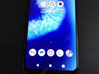 Motorola moto p8 power light