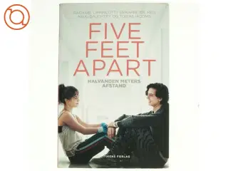 Five feet apart : halvanden meters afstand af Rachael Lippincott (Bog)
