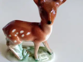 Figur: Den lille Bambi er på vagt