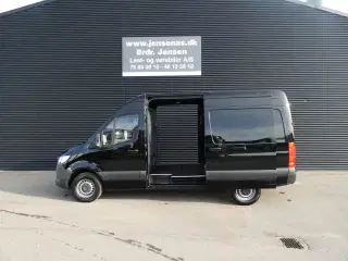 Mercedes-Benz Sprinter 316 2,1 CDI A2 H2 RWD 163HK Van Aut.