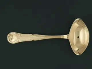 Liselund Sauceske, 17 cm.