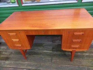 Teak skrivebord
