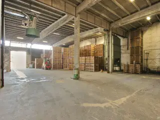 695 m2 lager eller produktionslokale i Randers