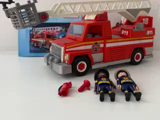 Playmobil 5682 brandbil med stige og brandmænd