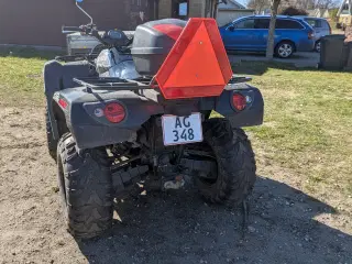 ATV Arctic Cat traktor