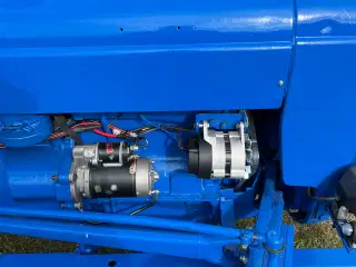 Fordson super dexta