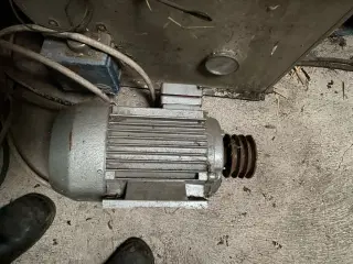Kraft motor