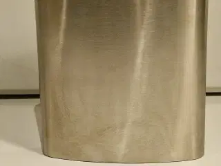 Gigantisk lommelærke i rustfristål