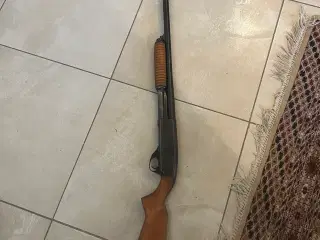Stevens pumpgun