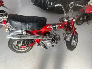 Knallert HONDA DAX årg. 1973 (momsfri)