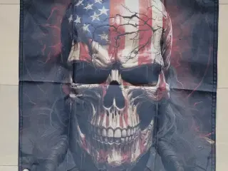 USA flag skull
