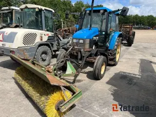 New Holland TS 90 med frontlift