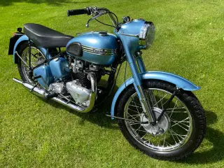 Triumph Thunderbird årg 1953